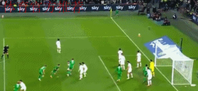 C罗肘击染红,葡萄牙0-2爆冷!无缘提前直通世界杯,仍排小组第一 C罗肘击染红,葡萄牙0-2爆冷!无缘提前直通世界杯,仍排小组第一